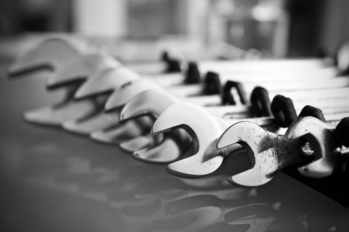 Les outils indispensables (et ceux que tu peux jeter)