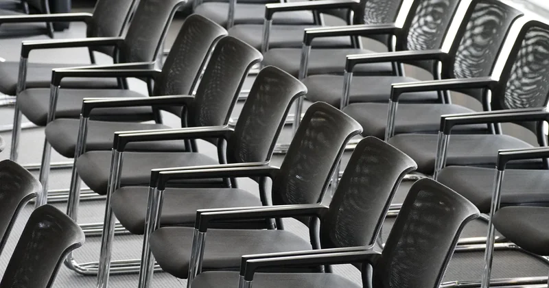 Comment peindre un meuble en mélaminé sans poncer, étape par étape