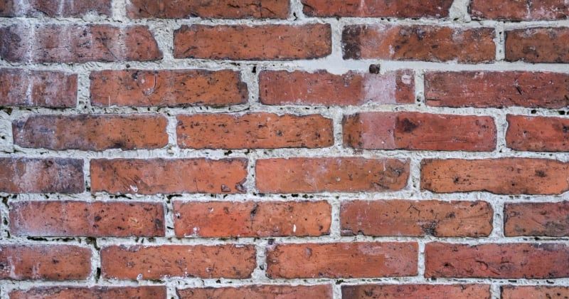 Premier mur en béton cellulaire : les erreurs à éviter