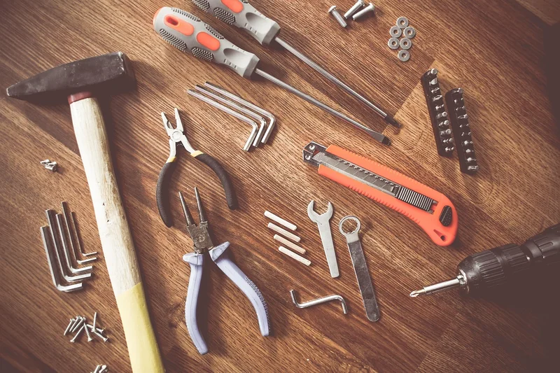 Les outils et matériaux indispensables